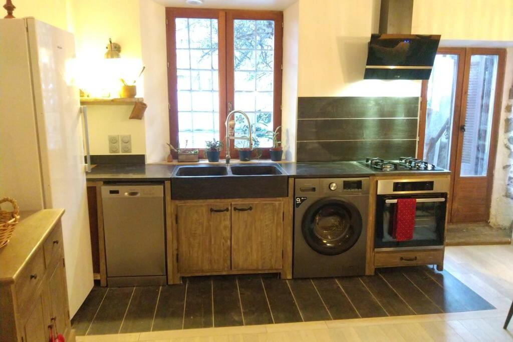 Chaleureux Petit Appartement De 4 Couchages Saint-Étienne-de-Tinée Εξωτερικό φωτογραφία